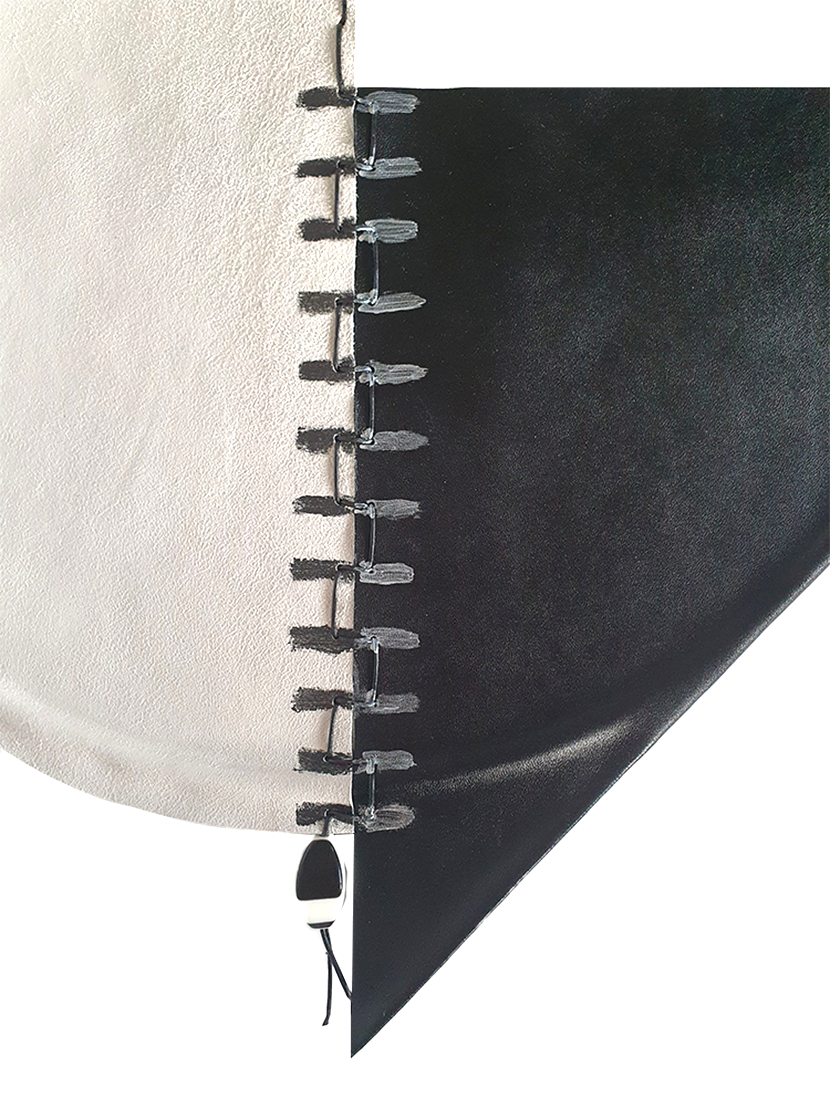 marina furin berlin taschen accessoires ledeskulptur wandobjket echtleder serie pages black white interior